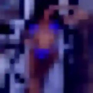 Charlotte, 23 ans, connectée à Aimargues pour un rencontre coquine