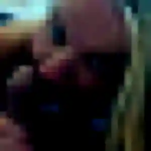 Cindy, 20 ans, connectée à Andernos-les-Bains pour un rencontre coquine