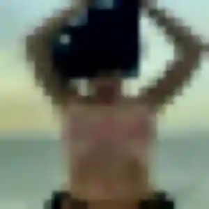 Elise, 26 ans, disponible à Bain-de-Bretagne pour une rencontre coquine