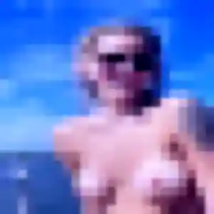 Ursula (22 ans) à Béthune propose un rencontre coquine aujourd'hui