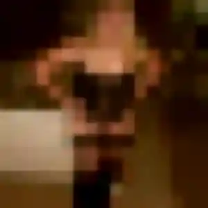 Flavie de Blanzy, 33 ans - rencontre coquine en toute liberté