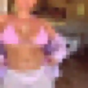 rencontre coquine à Bondy : photo de Violette, 19 ans - sans engagement