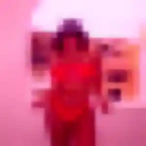 Margaux, 26 ans, connectée à Briare pour une rencontre coquine