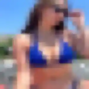 Rejoins Caroline, 22 ans à Cappelle-la-Grande en privé