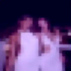 Photo de Anne-Charlotte à Châlons-en-Champagne (37 ans) - rencontre coquine anonyme