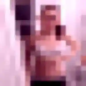 Louna, femme de 23 ans propose rencontre coquine à Châteauroux