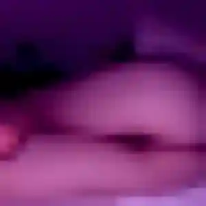 Flore, 24 ans, en ligne à Châtellerault pour un rencontre coquine
