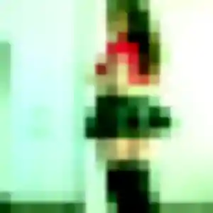 Yael, 19 ans, connectée à Châtellerault pour un rencontre coquine