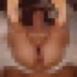 Photo de Clarisse à Châtillon-sur-Chalaronne (36 ans) - rencontre coquine anonyme