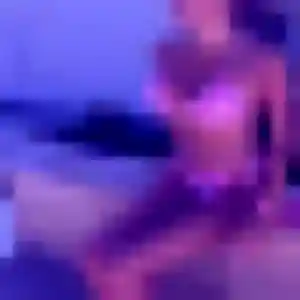 Photo perso de Adeline, 23 ans à Craponne - rencontre sans lendemain
