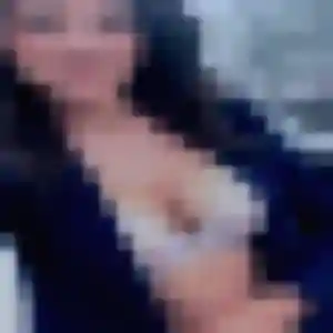 Delia de Crolles, 31 ans - rencontre coquine discret