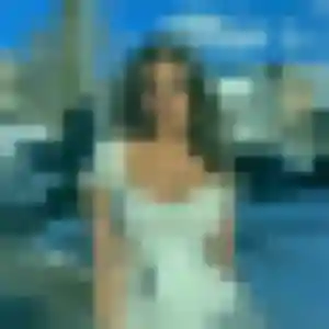 Rencontre Jennifer, 21 ans à Cuers en privé