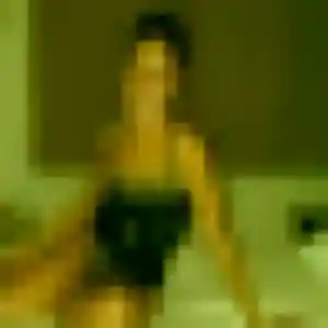 Sexy Jennifer, 20 ans à Dinard - voir sa photo