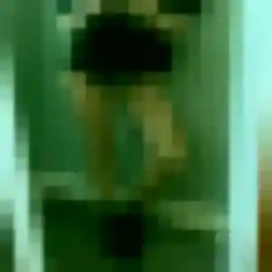 Aurelie, 21 ans, connectée à Élancourt pour une rencontre coquine