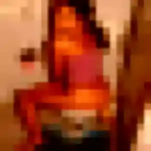 Aurore de Entre-Deux, 24 ans - rencontre coquine discret
