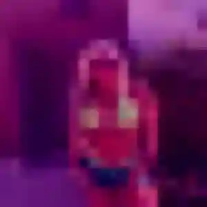 Anne-Marie, 21 ans, connectée à Fillière pour une rencontre coquine