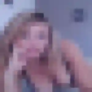 Claire, femme de 26 ans propose rencontre coquine à Gournay-sur-Marne