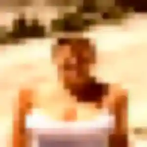 Contacte Jade, 22 ans à Issoudun gratuitement