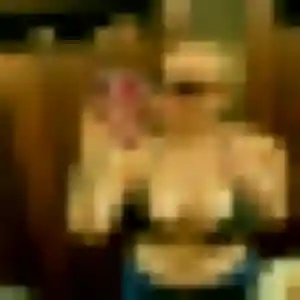 Photo de Laurence à La Farlède (36 ans) - rencontre coquine anonyme