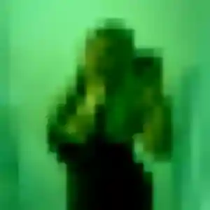 Photo exclusive de Elvire, 24 ans à La Mulatière - plan discret