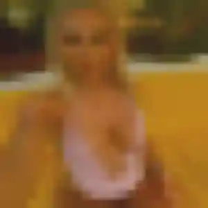 Photo sexy de Cecile, 27 ans à Landivisiau - plan discret