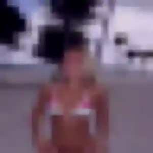 Photo sexy de Bettina, 32 ans à Le Val d'Hazey - rencontre coquine