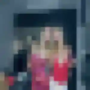 Rejoins Salome, 35 ans à Lezoux en t'inscrivant