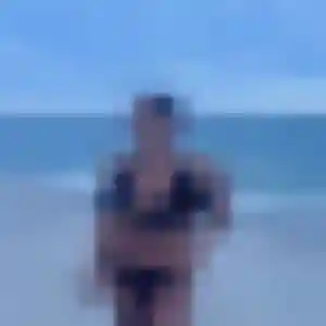 Contacte Amira, 19 ans à Longué-Jumelles gratuitement