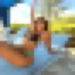 Photo exclusive de Elvire, 33 ans à Lons-le-Saunier - plan discret