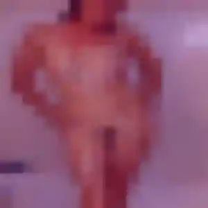 Gaelle, 33 ans, connectée à Luxeuil-les-Bains pour une rencontre coquine