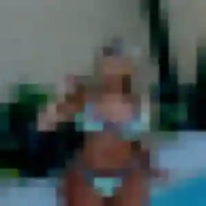 rencontre coquine à Maen Roch : profil de Emma, 35 ans - accès libre