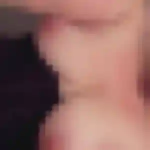 Rejoins Anna, 29 ans à Mandelieu-la-Napoule en privé