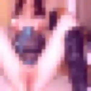 Salima (21 ans) à Meylan propose un rencontre coquine ce soir