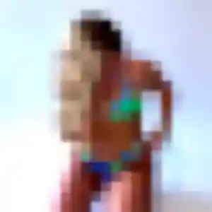 Heloise, 27 ans, connectée à Nanterre pour une rencontre coquine