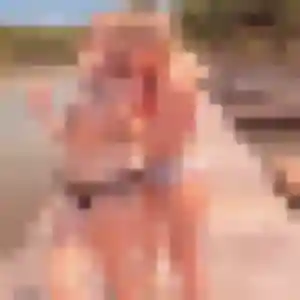 Profil de Laura à Petit-Bourg (23 ans) - rencontre coquine anonyme