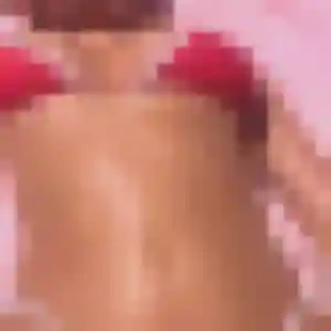 Rejoins Nadia, 30 ans à Pierrefeu-du-Var gratuitement