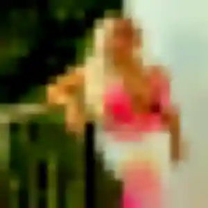 Ulrike, 32 ans, disponible à Plérin pour une rencontre coquine