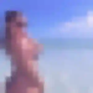 Urielle (20 ans) à Porto-Vecchio cherche un rencontre coquine maintenant