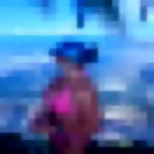 Sexy Romane, 37 ans à Prévessin-Moëns - voir sa photo