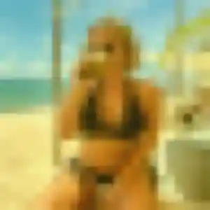 Découvre Phoebe, 38 ans à Rocbaron en privé