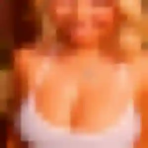 Profil de Victoire à Roche-la-Molière (24 ans) - rencontre coquine anonyme