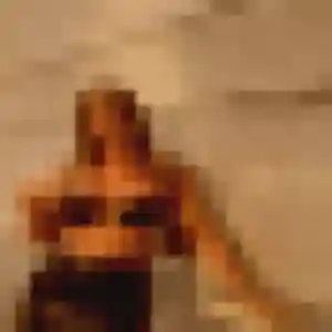 Photo de Laura à Saint-André-de-la-Roche (40 ans) - rencontre coquine anonyme