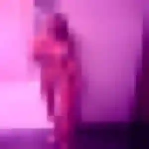 Eglantine de Saint-Denis, 27 ans - rencontre coquine discret