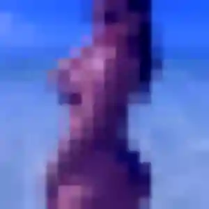 Photo de Vinciane à Saint-Étienne-du-Rouvray (23 ans) - rencontre coquine discret