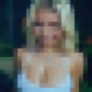 Mia (19 ans) à Saint-Girons cherche un rencontre coquine rapidement