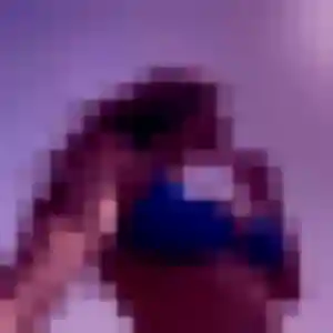 Ameline de Saint-Julien-les-Villas, 20 ans - rencontre coquine en toute liberté