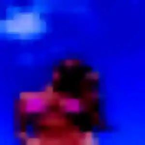 Sexy Louise, 25 ans à Saint-Malo - la contacter