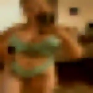 Irina, femme de 25 ans veut rencontre coquine à Sallanches