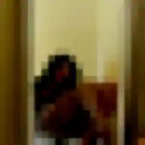 Armelle, 40 ans, connectée à Seclin pour une rencontre coquine