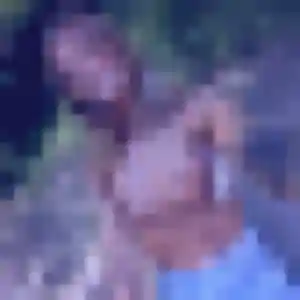 Azalee, 20 ans, en ligne à Sully-sur-Loire pour une rencontre coquine